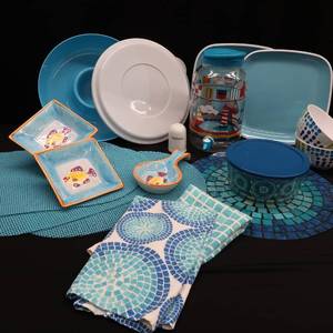 lot 66 image: SUMMER TIME FUN KITCHEN LOT
