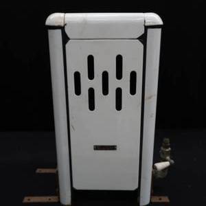lot 75 image: RAY-GLO ENAMEL PROPANE HEATER