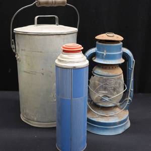 lot 79 image: VINTAGE DIETZ LANTERN  THERMOS  ASH BUCKET