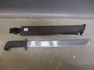 lot 34 image: Machete and Case