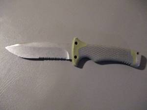 lot 40 image: Gerber Brand Knife