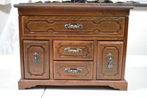 Miniature Dresser Jewelry BoxMusic Box