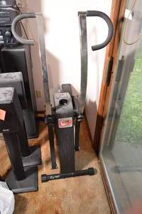 Cyclone Crosstrainer Eliptical Machine