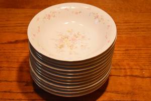 12ct China Medium Size Bowls