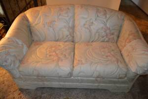 Loveseat - BRING HELP TO LOAD