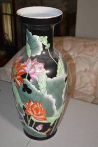 Large Flower Pattern Decorative Vase