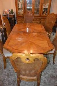 Extendable Dining Room Table with Six Chairs, Includes Extensions - Some Damage to Chairs