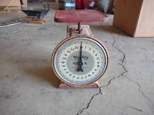 lot 19 image: Vintage WayRite Scale