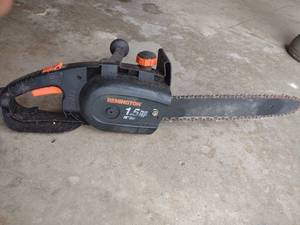 lot 23 image: Remington Electric Chainsaw