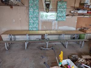 lot 27 image: Folding Table