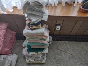 lot 56 image: Towels