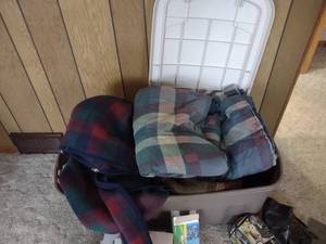 lot 66 image: Tote of Blankets