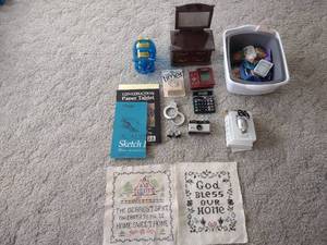 lot 153 image: Craft Supplies, TImer, Piggy Bank