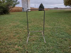 lot 166 image: Steel Rack
