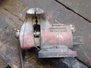 lot 186 image: Wilton Bench Vise