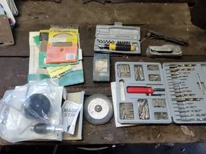 lot 187 image: Drill Bits, Screwdriver Multi Bit, Drill Attachments, Sand Paper