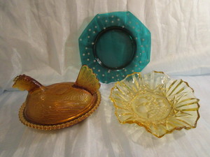 Nesting Hen, Nut Dish, Polka Dot Plate