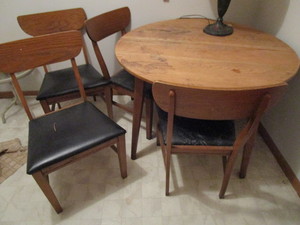 Dinette  Table & Chairs