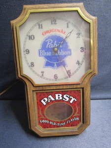 Pabst Blue Ribbon, Clock