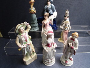 Figures, Lefton Bell