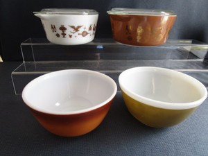 Pyrex Covered Casseroles