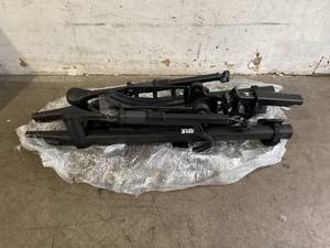 lot 101 image: Thule T2 Pro XTR black 2-bike 2 hitch bike rack