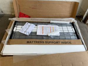 lot 102 image: GAP babyGap Oxford Ebony & Natural 6-in-1 Convertible Crib