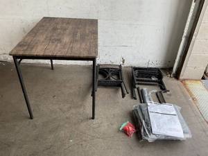 lot 106 image: VECELO 5-Piece Indoor Modern Dining Table Set for 4, Classic Brown