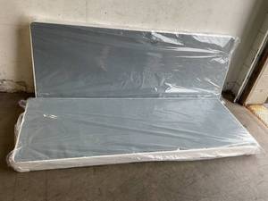 lot 107 image: Continental Sleep 4-inch Queen Size Assembled Split Box Spring For Mattress