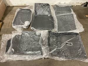 lot 343 image: Set of 6 Maysoo Tesla Model Y Floor Mats, 5-Seat 2020-2023 - Black
