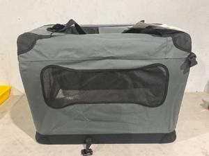 lot 386 image: 2PET Large Soft Foldable Grey Dog Crate