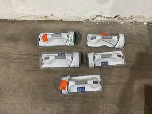 lot 269 image: LOT OF 4 - Glacier Bay 12 in. Suction Cup Grab Bar - White