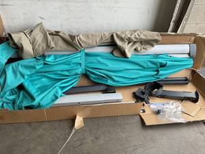 lot 21 image: LKINBO Rectangular Turquoise Cantilever Umbrella
