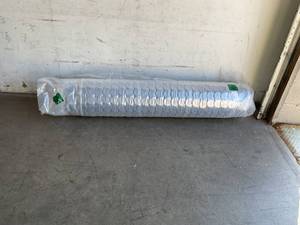 lot 49 image: NapQueen 12 Full Size Victoria Hybrid, Cooling Gel Infused Memory Foam and Pocket Spring Mattress