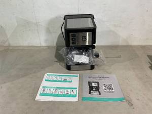 lot 166 image: CASABREWS 20 Bar Espresso Machine - BlackSilver