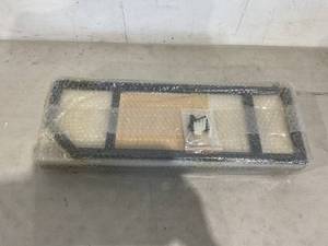 lot 172 image: 2-Tier Metal Industrial 23.6 Bathroom Shelves Wall Mounted - Retro White