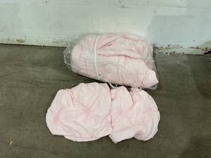 lot 428 image: Swift Home 3-Piece Rose Blush Floral Pintuck King Size Comforter Set