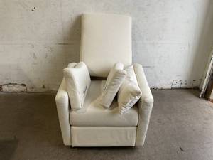 lot 73 image: Babyletto Kiwi Electronic Power Recliner and Swivel Glider with USB Port in Performance Cream Eco-Weave