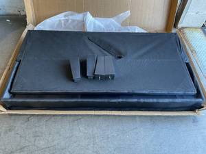 lot 98 image: Black Futon