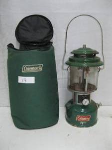 lot 19 image: Coleman Lantern Model 220T with padded storage bag