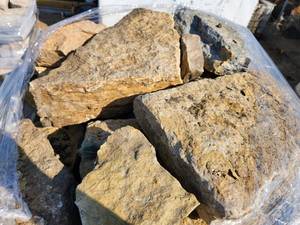 lot 68 image: Lot of (4 Pallets) Platteville Limestone