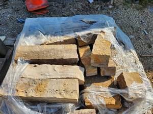 lot 90 image: Lot of (1 Pallet) Fon Du Lac Wallstone
