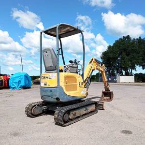 2014 Gehl Model Z17 Mini Tracked Excavator
