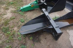 Brand New Made In America Universal Mount Bobcat Skid Loader Skid Steer Stump Spade Bucket