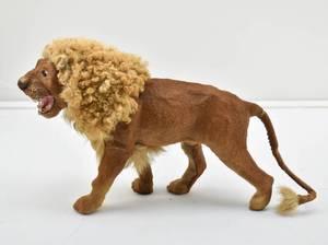 lot 72 image: Vintage Taxidermy Lion Figure