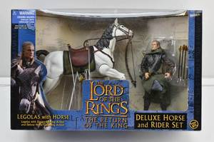 lot 29 image: LOTR Return of the King Deluxe Set Legolas & Horse Figures with Actions in Box