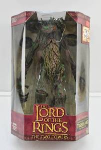 lot 26 image: LOTR Two Towers Electronic Sound & Action Treebeard The Talking ENT Figure in Box