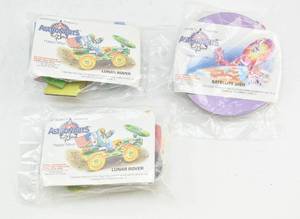 lot 84 image: 3 McDonalds Young Astronauts Happy Meal Toys
