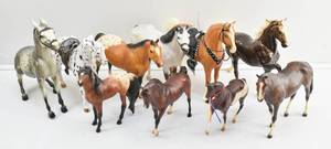 lot 129 image: Assortment of 10 Vintage Breyer Horses