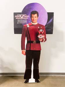 lot 11 image: Vintage 1989 Star Trek V The Final Frontier Captain Kirk Promotional Cardboard Cutout Standee